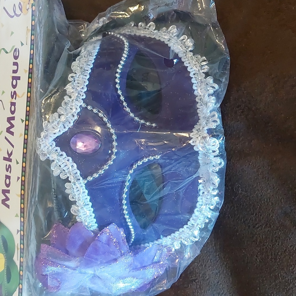 Mardi Gras Masquerade Mask - NWT